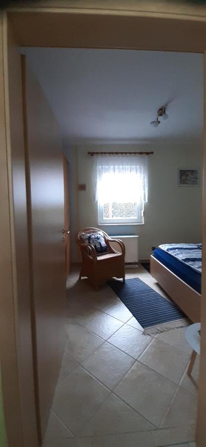 Bungalow Idylle Am See Neuruppin Dış mekan fotoğraf