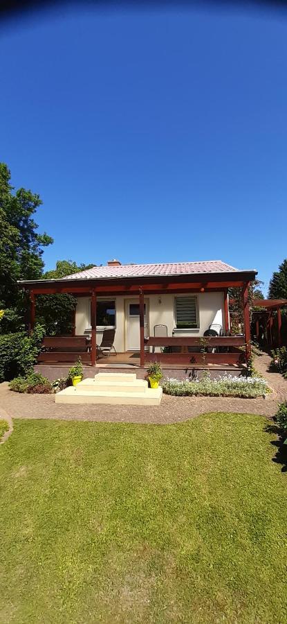 Bungalow Idylle Am See Neuruppin Dış mekan fotoğraf