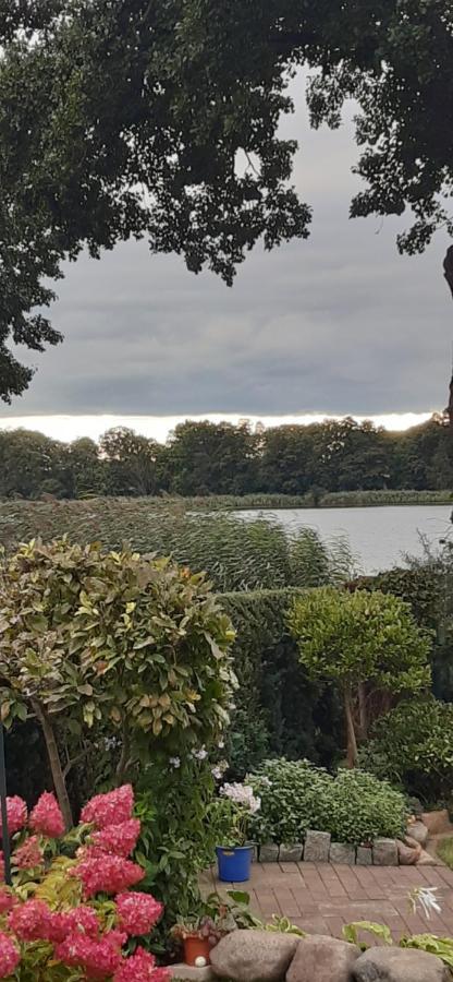 Bungalow Idylle Am See Neuruppin Dış mekan fotoğraf
