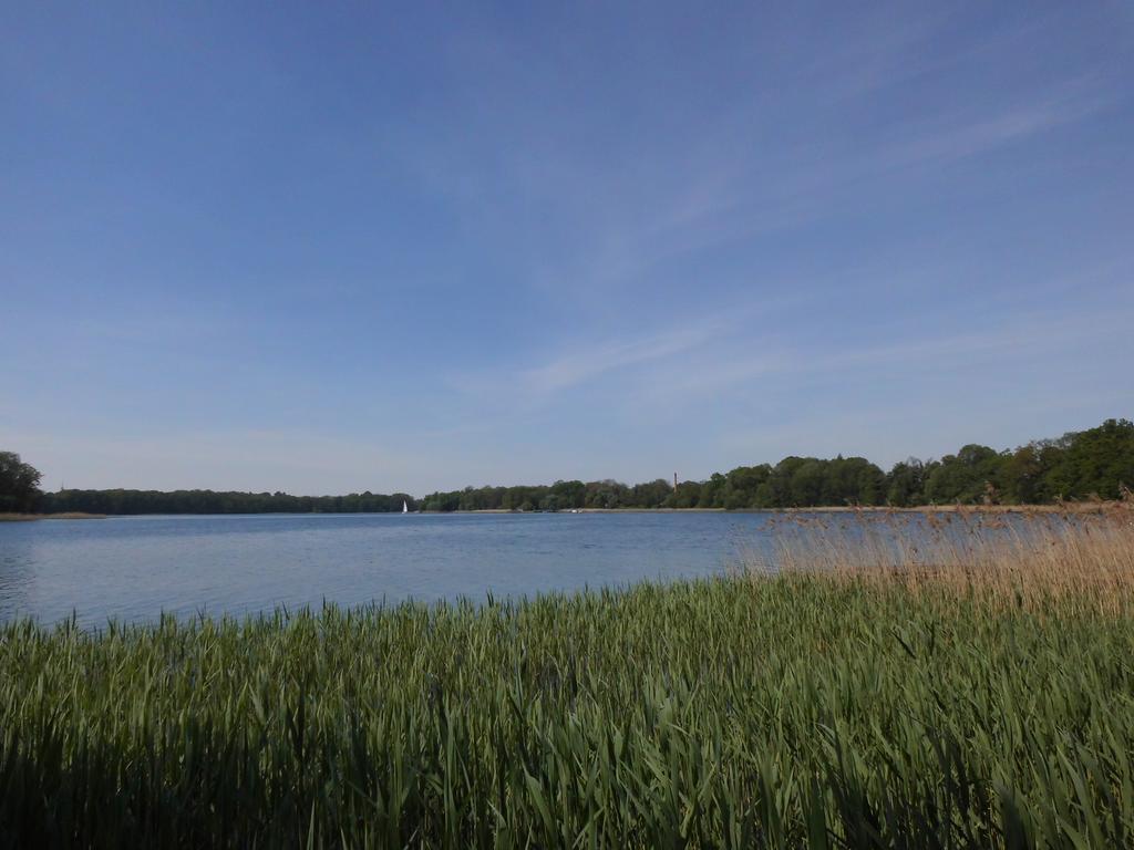 Bungalow Idylle Am See Neuruppin Dış mekan fotoğraf